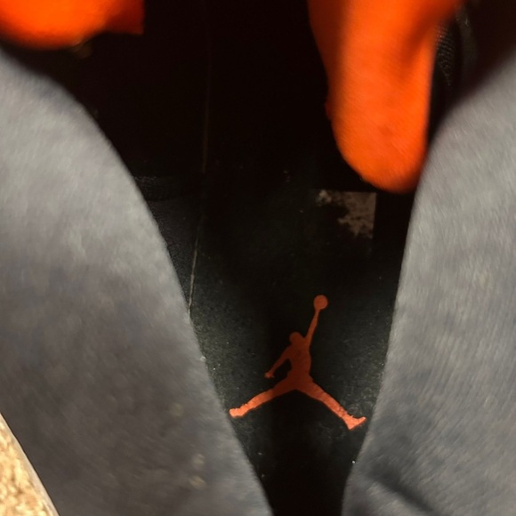 Nike Air Jordan Maxin 200, Men’s Shoes Orange and Black CD6107-108 Size 11 - Picture 8 of 9